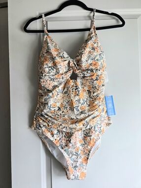 Cupshe Swimsuit Floral Size Large